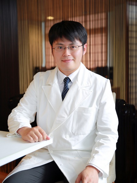 Dr. Chia-Feng Chang